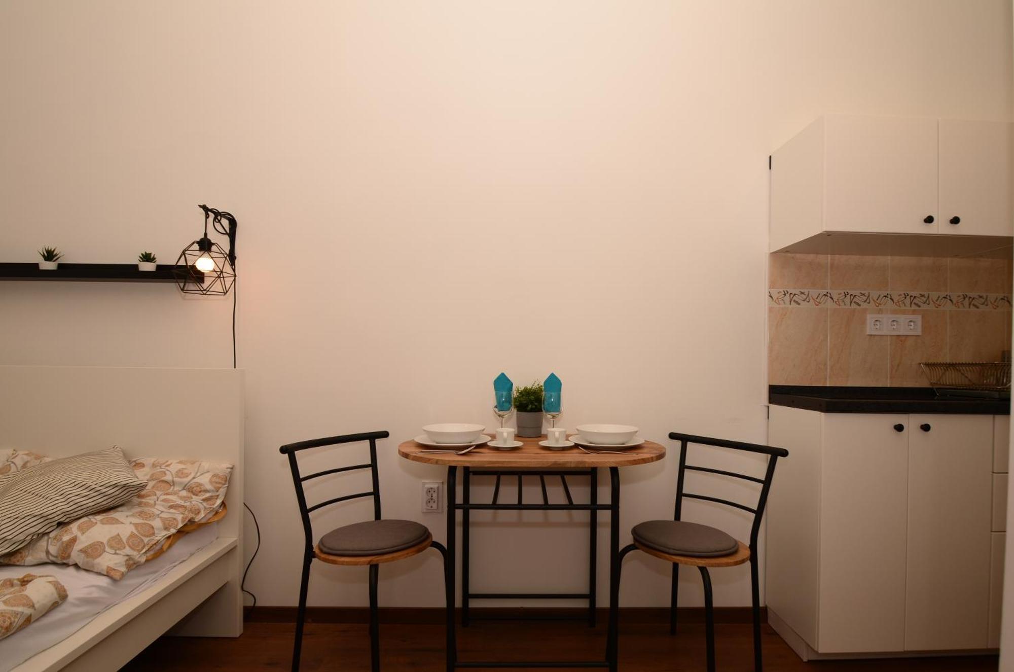 Jozsef Krt 3 Apartment - Near Corvin — Photos 1